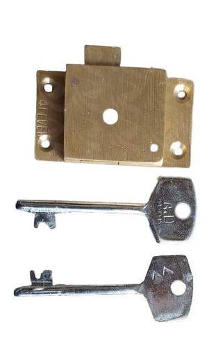 [000533] CUPBOARD LOCKS BRASS INDIA (50MM)