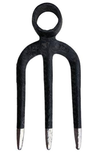 FORK HOE 3 SPEARS